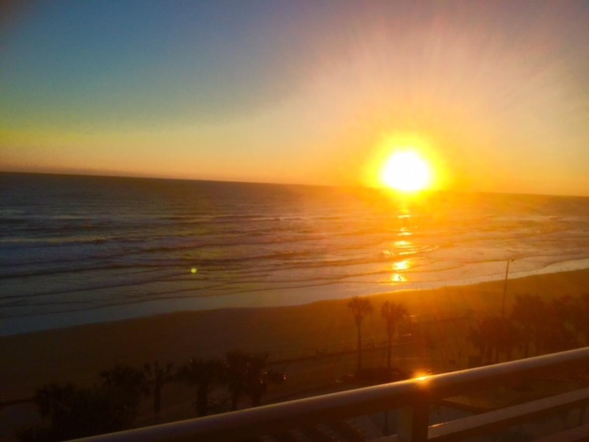 Ocean Walk Resort - Striking Ocean Front View Daytona Beach Luaran gambar
